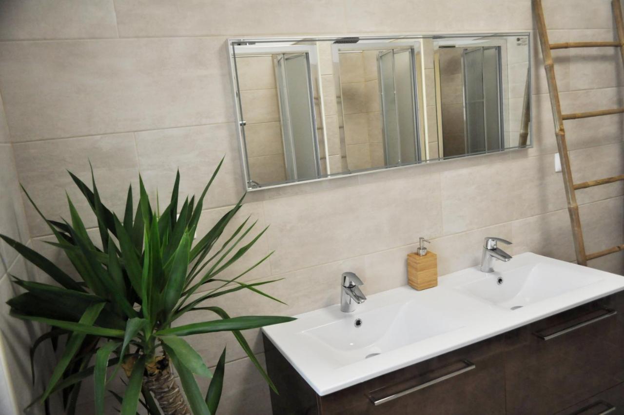 Green Element Guesthouse Коста да Капарика Екстериор снимка