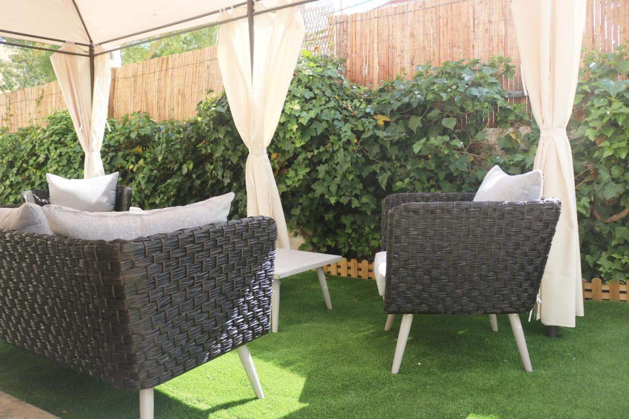 Green Element Guesthouse Коста да Капарика Екстериор снимка