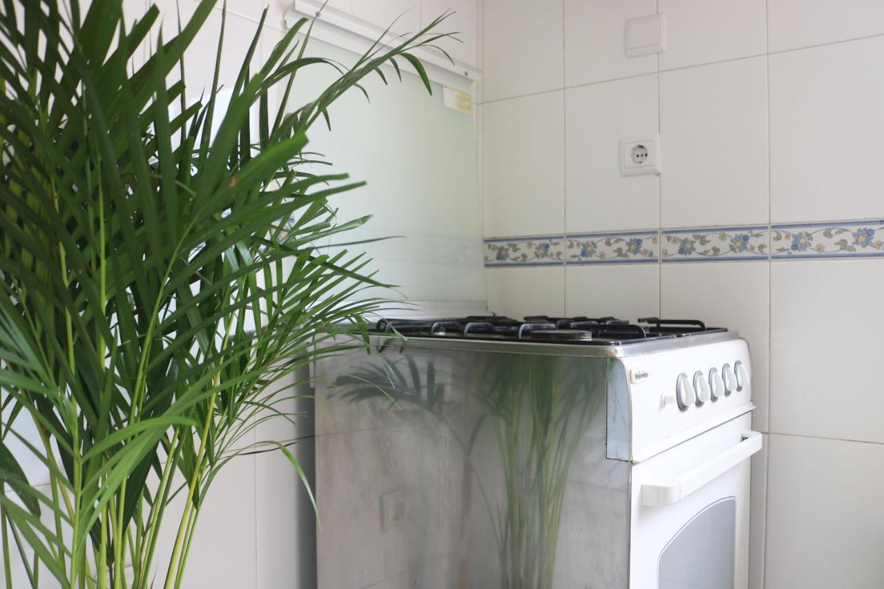 Green Element Guesthouse Коста да Капарика Екстериор снимка