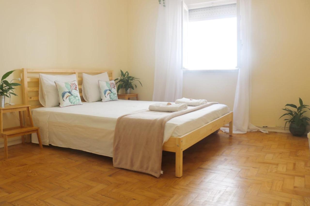 Green Element Guesthouse Коста да Капарика Екстериор снимка